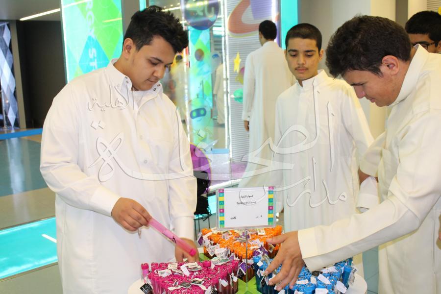 زيارة طلاب ثانوية الصحافة لمدينة الملك عبد الله للطاقة الذرية والمتجددة ( الأحد الموافق 29-1-1438هـ)