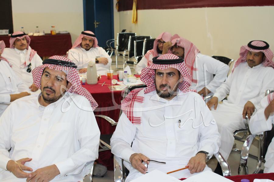 ورشة تدريبية للمشرف التربوي الدكتور/ خالد العثمان بعنوان (مقدمات في التعلم النشط) لمدارس المرحلة الابتدائية